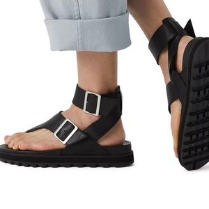 NIB Sorel Sandals